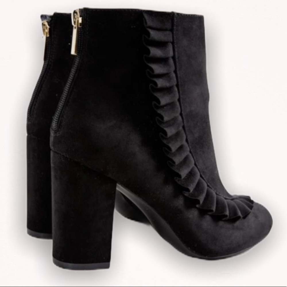 Faux suede black ruffle bootie boots - Picture 2 of 7